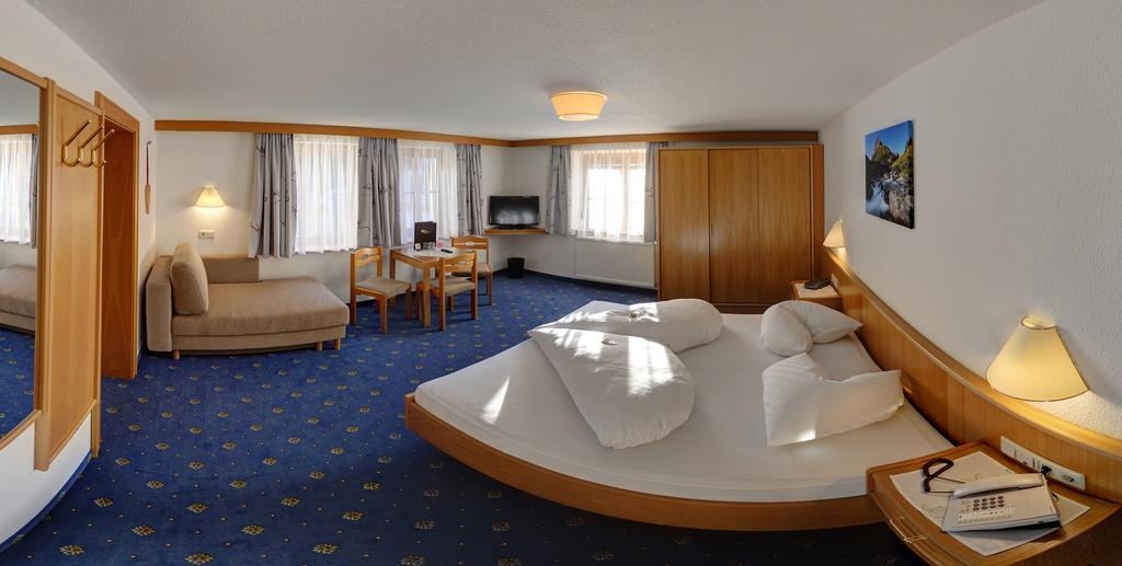 Haus Morgensonne Bed and Breakfast Sankt Anton am Arlberg Exteriör bild