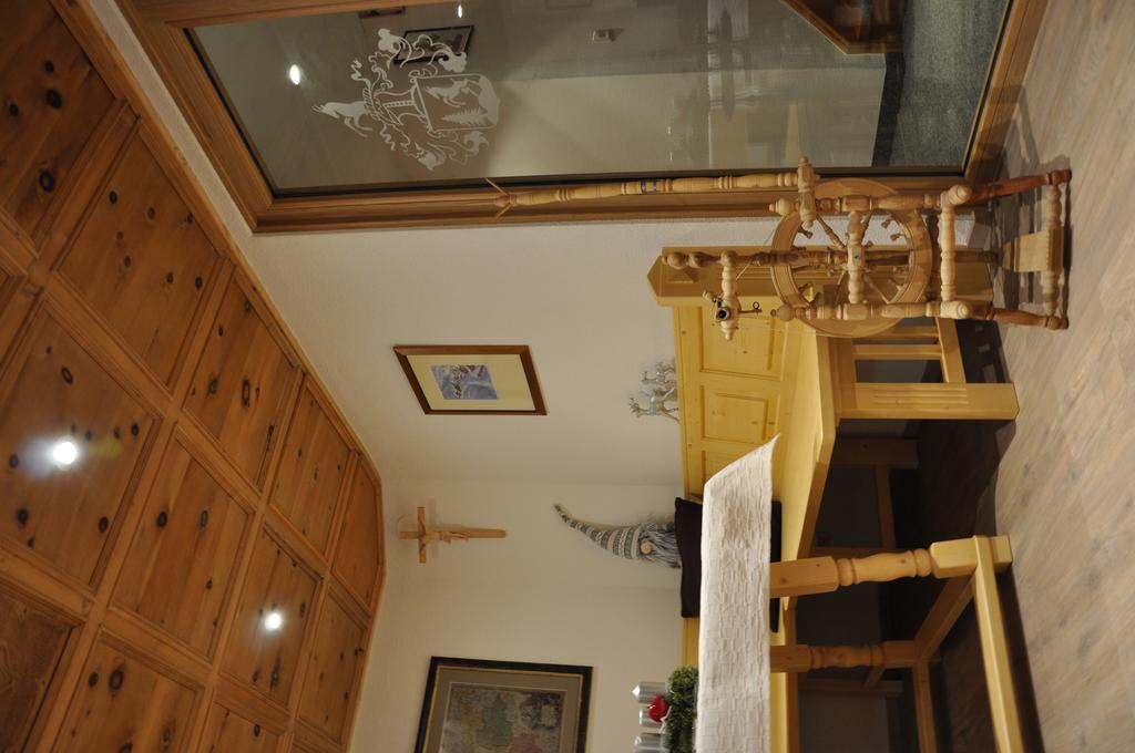 Haus Morgensonne Bed and Breakfast Sankt Anton am Arlberg Exteriör bild