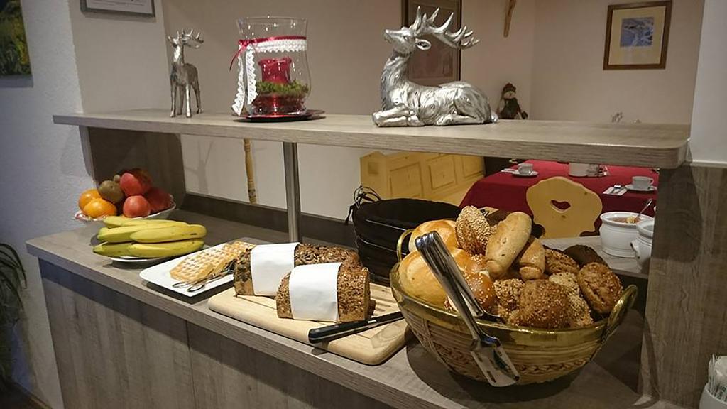 Haus Morgensonne Bed and Breakfast Sankt Anton am Arlberg Exteriör bild